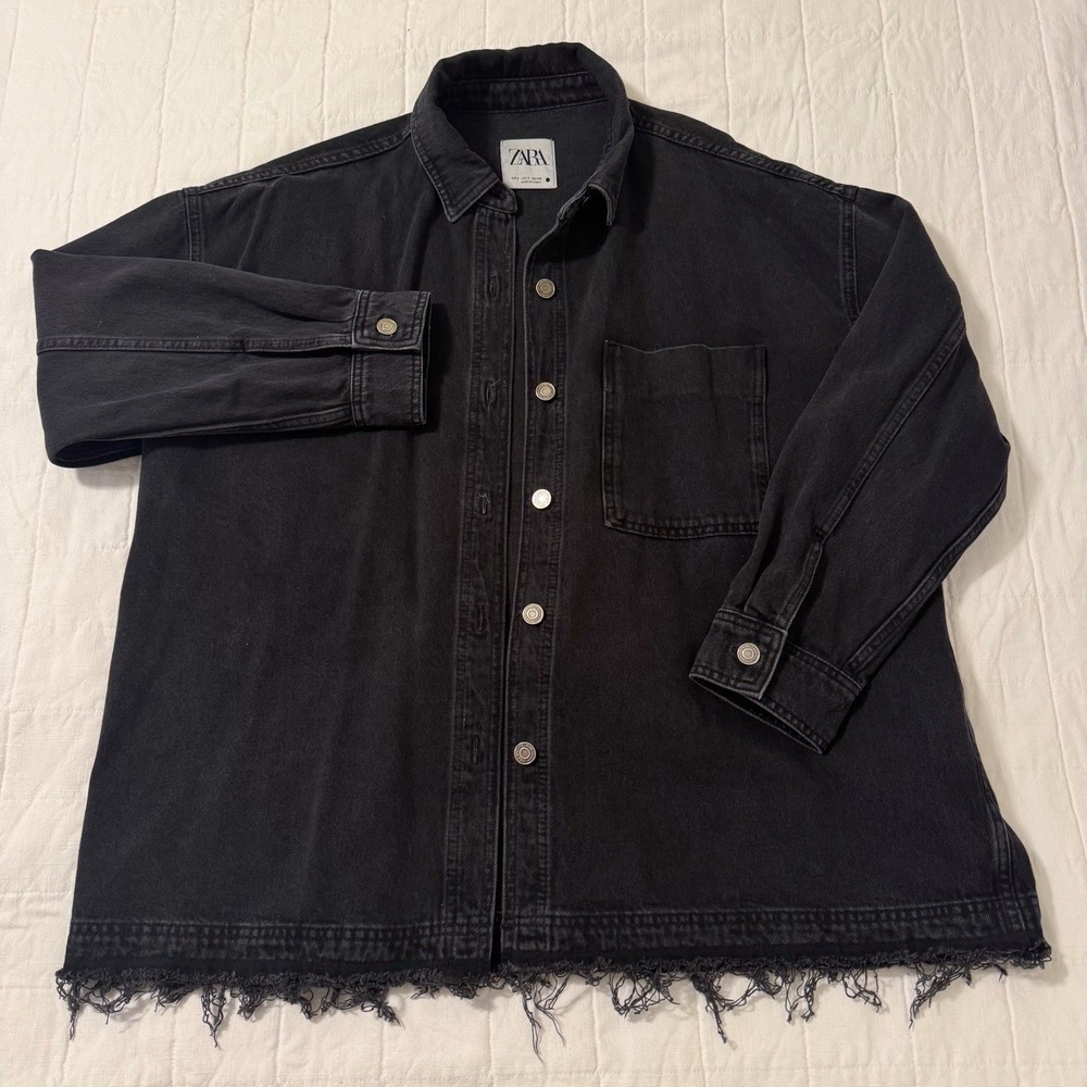 Zara Denim Shirt Jacket Womens SMALL Black Button Up‎ Relaxed Oversized Grunge